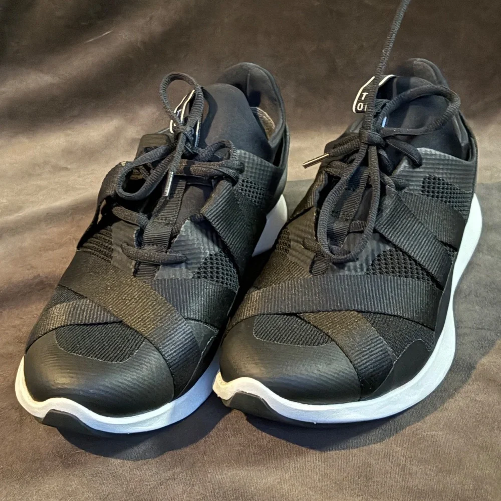 Tory sport tennis shoes - Picture 11 of 11